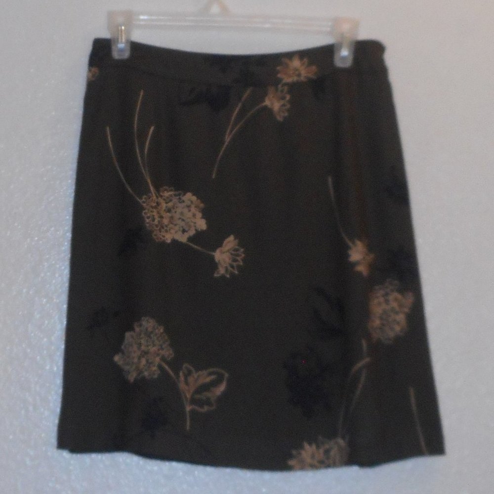 Harold's floral print skirt